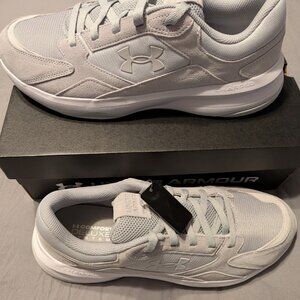 Under Armour Edge Suede NWT